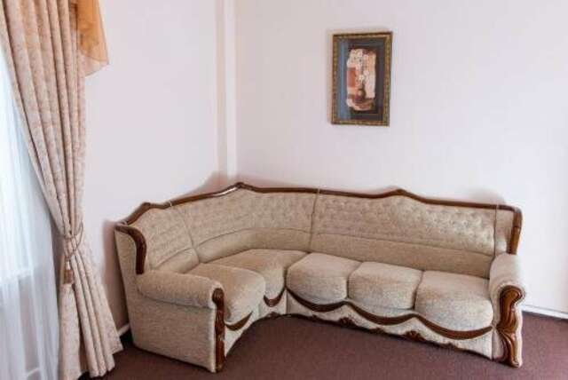 Гостиница Дворянская Курган-12